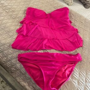 KENNETH COLE FUCHSIA TANKINI